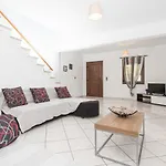 Maria's House Casa de Férias *